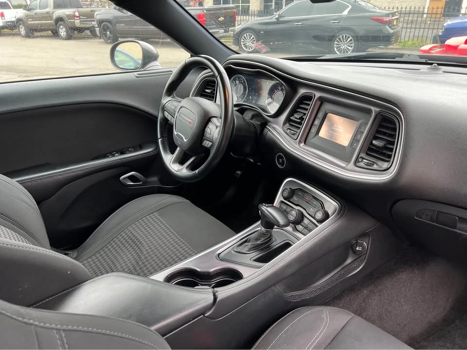 2015 Dodge Challenger 3rd Gen - Image 14 of 15