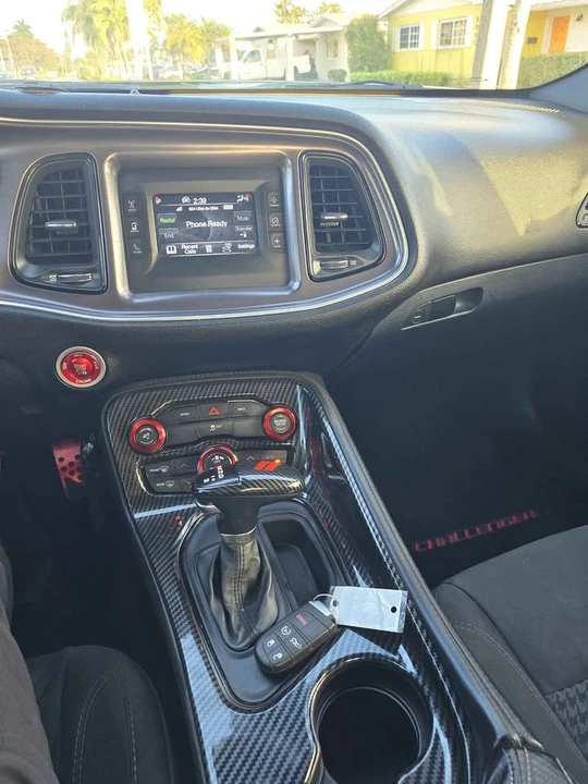 2015 Dodge Challenger 3rd Gen - Image 11 of 14