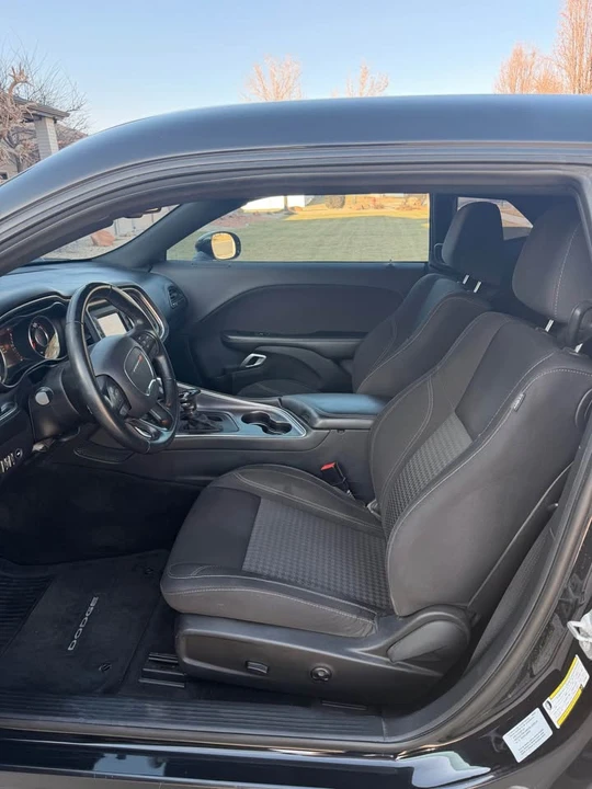 2015 Dodge Challenger 3rd Gen - Image 7 of 11