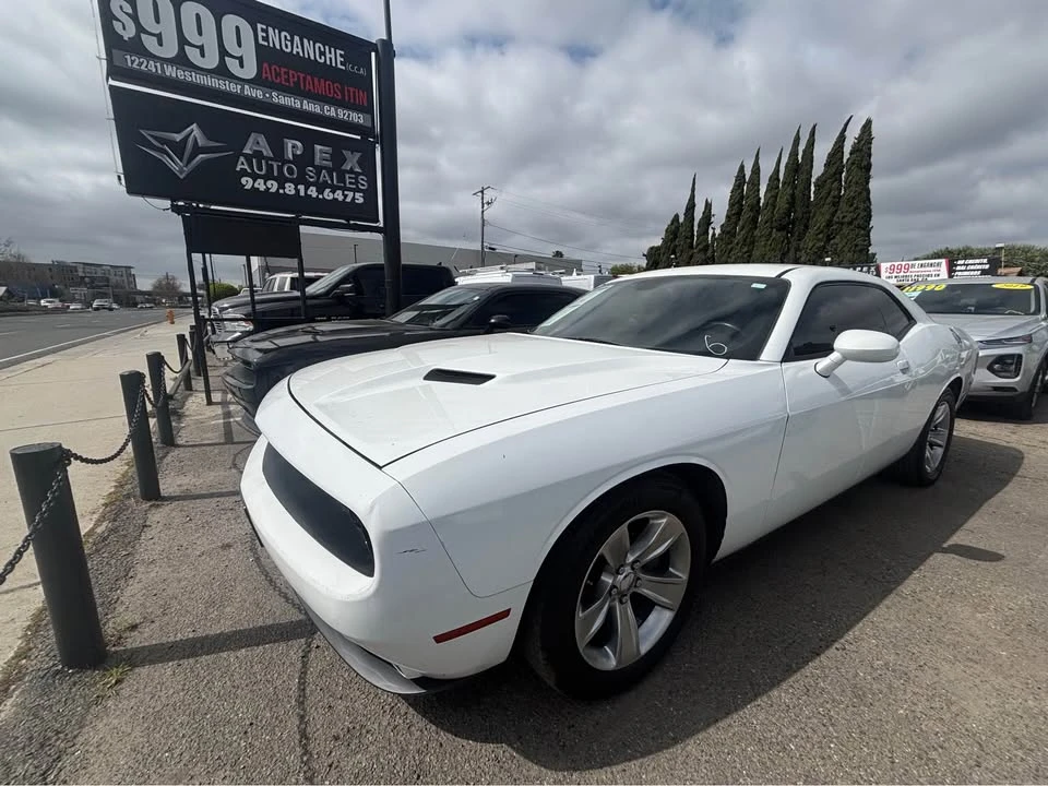 2015 Dodge Challenger 3rd Gen - Image 3 of 8