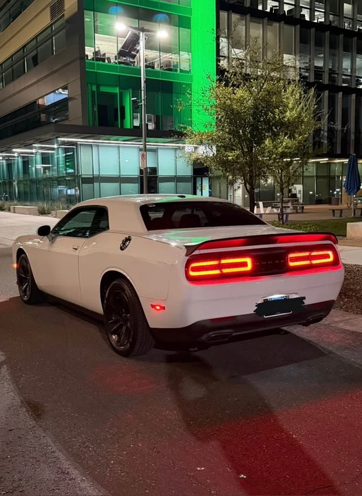 2015 Dodge Challenger 3rd Gen - Image 5 of 14