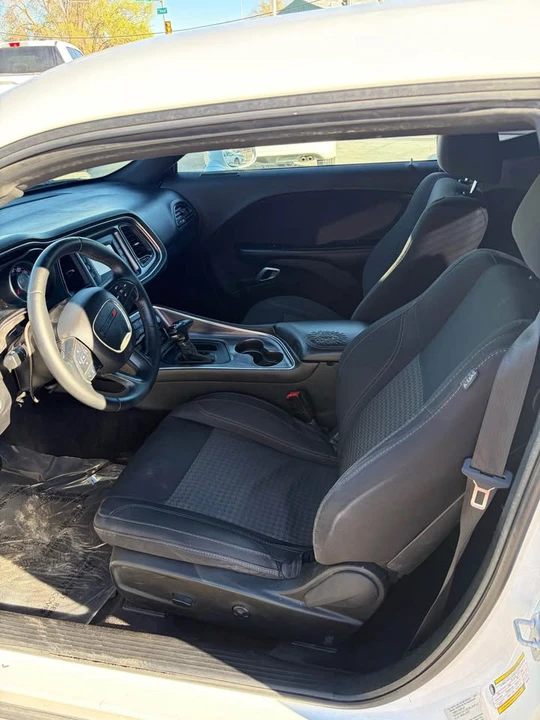 2015 Dodge Challenger 3rd Gen - Image 6 of 7