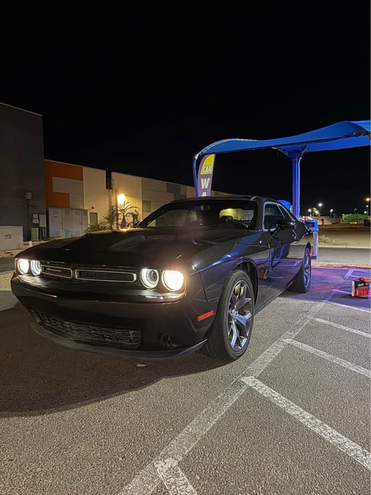 2015 Dodge Challenger 3rd Gen - Image 5 of 8
