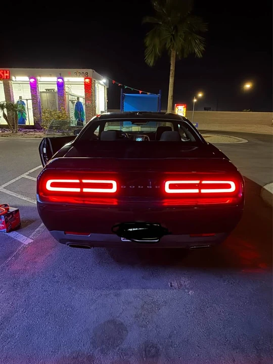 2015 Dodge Challenger 3rd Gen - Image 2 of 8
