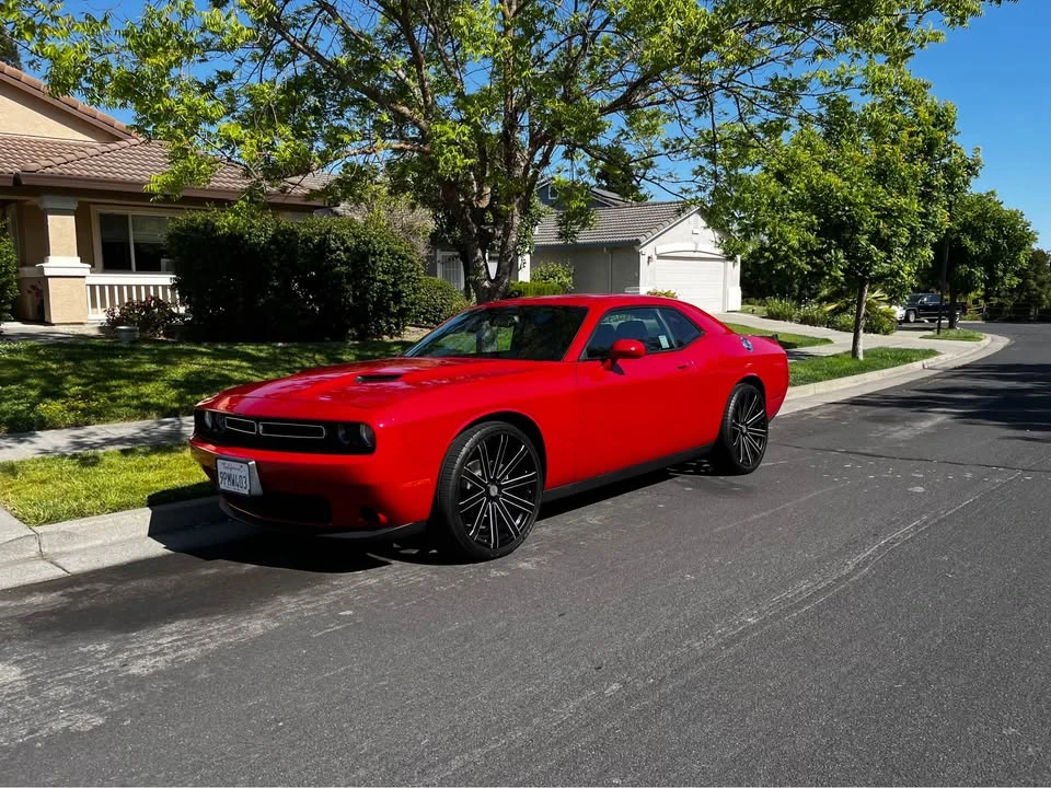2015 Dodge Challenger 3rd Gen - Image 4 of 8