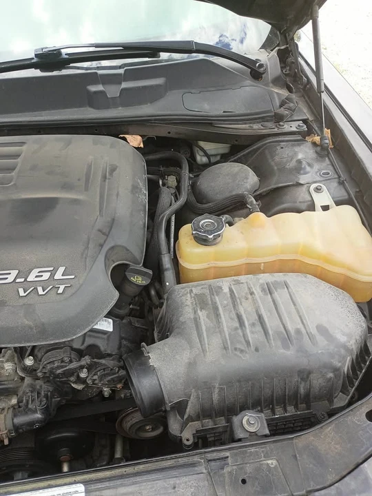 2015 Dodge Challenger 3rd Gen - Image 3 of 10