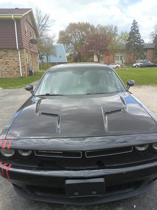 2015 Dodge Challenger 3rd Gen - Image 4 of 10