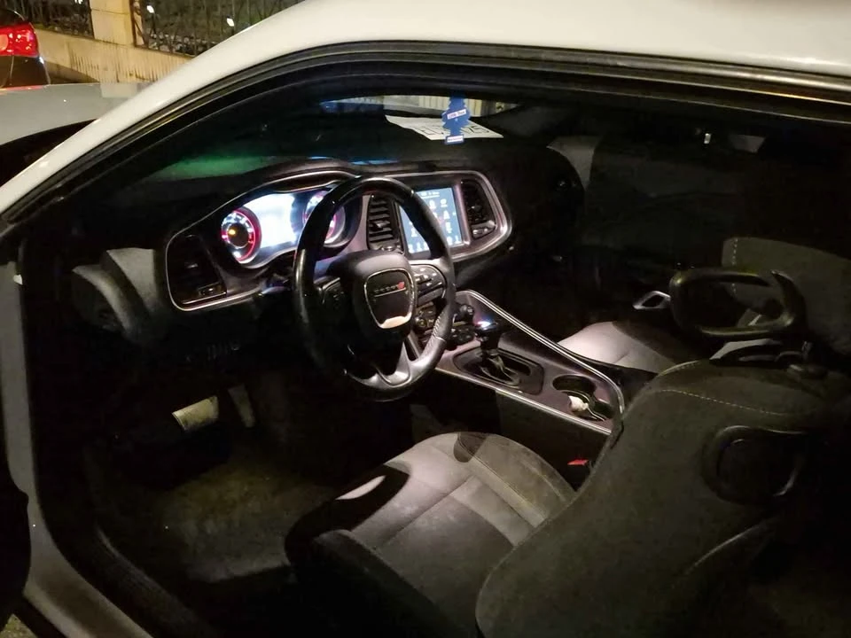 2015 Dodge Challenger 3rd Gen - Image 5 of 6
