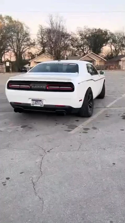 2015 Dodge Challenger 3rd Gen - Image 3 of 3