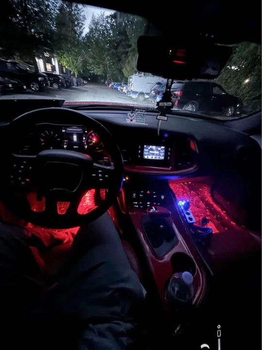 2015 Dodge Challenger 3rd Gen - Image 2 of 16