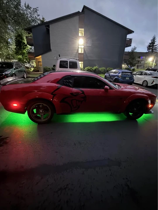 2015 Dodge Challenger 3rd Gen - Image 4 of 16