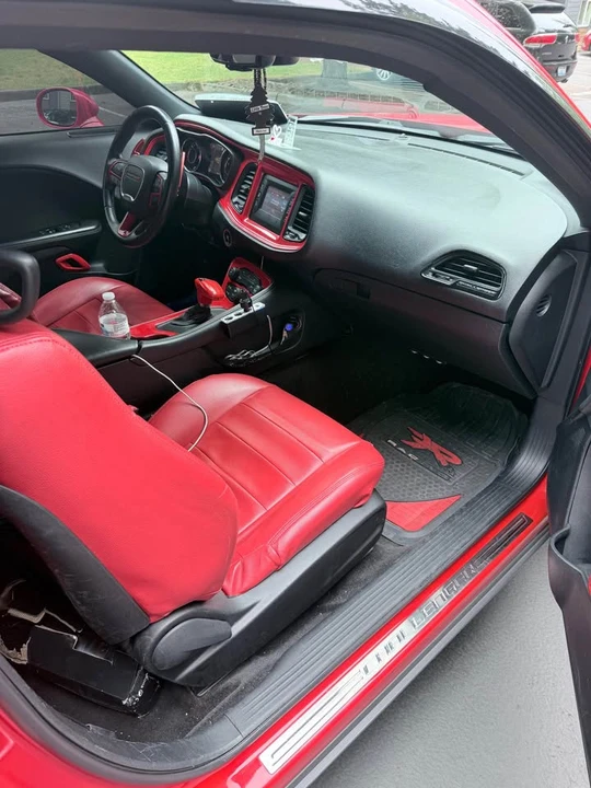 2015 Dodge Challenger 3rd Gen - Image 7 of 16