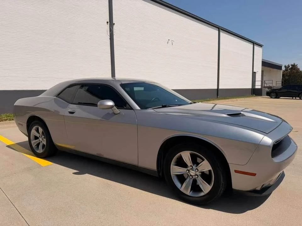 2015 Dodge Challenger 3rd Gen - Image 2 of 16