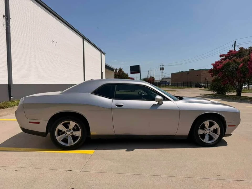 2015 Dodge Challenger 3rd Gen - Image 4 of 16