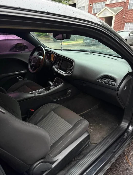 2015 Dodge Challenger 3rd Gen - Image 7 of 9
