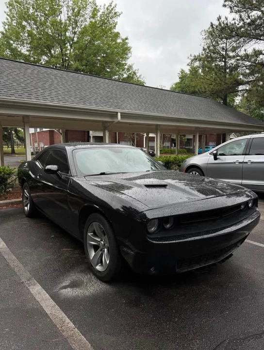 2015 Dodge Challenger 3rd Gen - Image 2 of 9