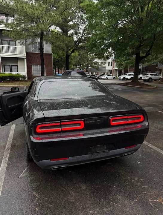 2015 Dodge Challenger 3rd Gen - Image 3 of 9