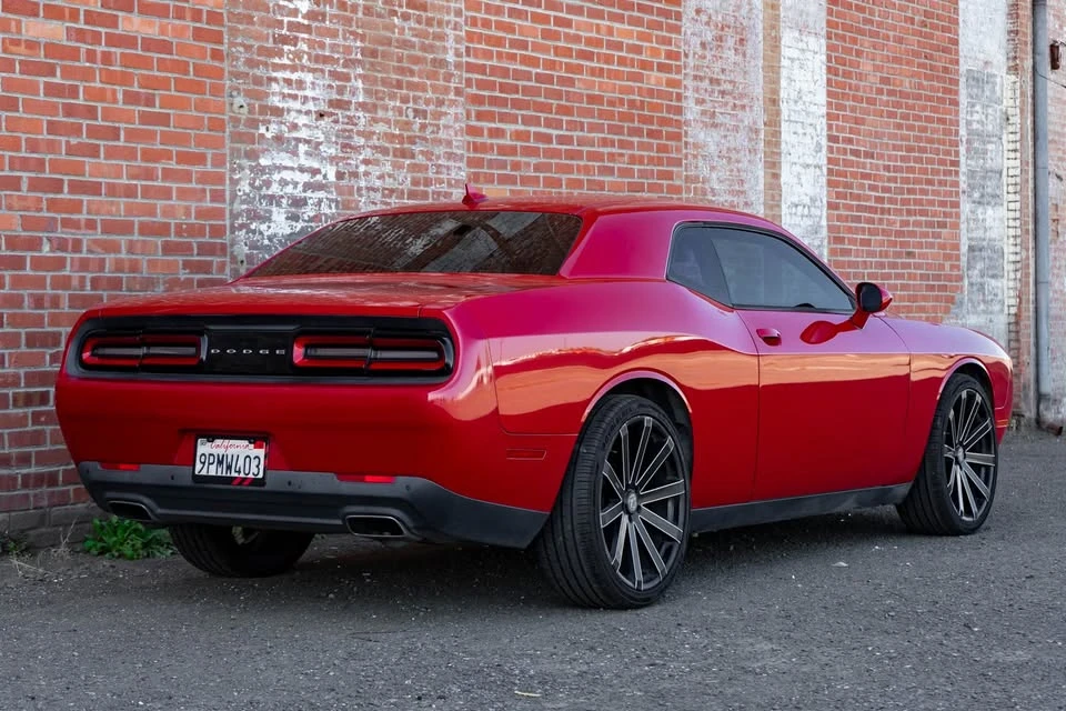 2015 Dodge Challenger 3rd Gen - Image 5 of 17