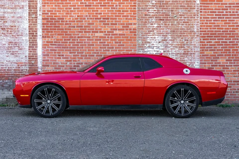 2015 Dodge Challenger 3rd Gen - Image 2 of 17