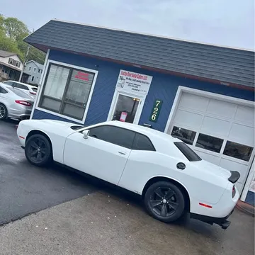 2015 Dodge Challenger SXT Coupe