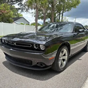 2015 Dodge Challenger SXT