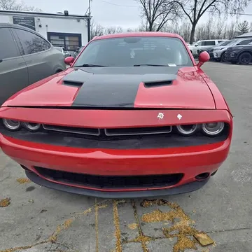 2015 Dodge Challenger SXT