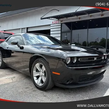 2015 Dodge Challenger SXT