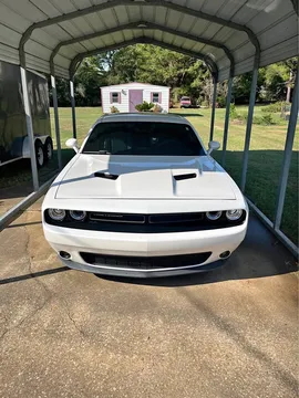 2015 Dodge Challenger SXT Coupe 2D