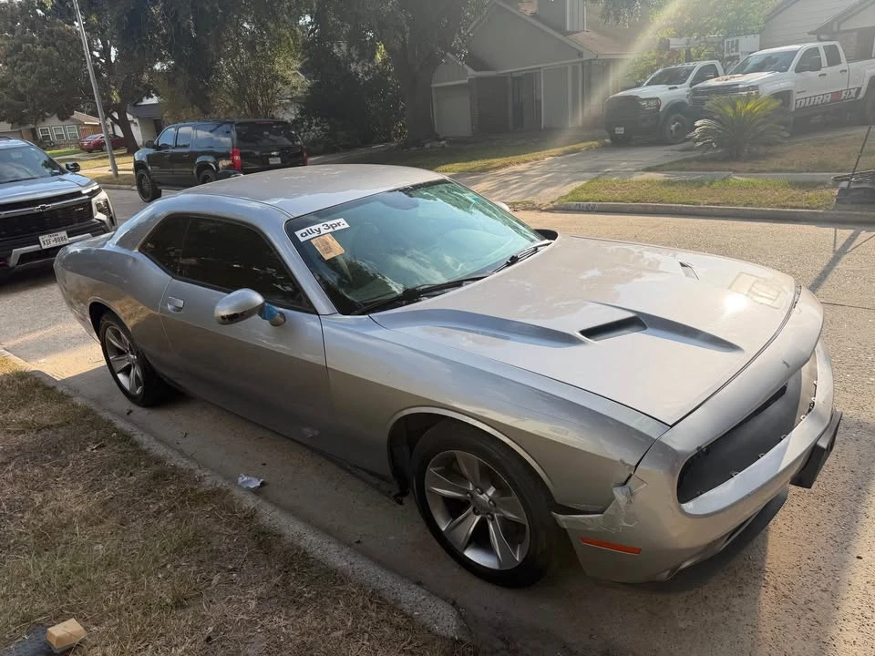2015 Dodge Challenger 3rd Gen - Image 3 of 9