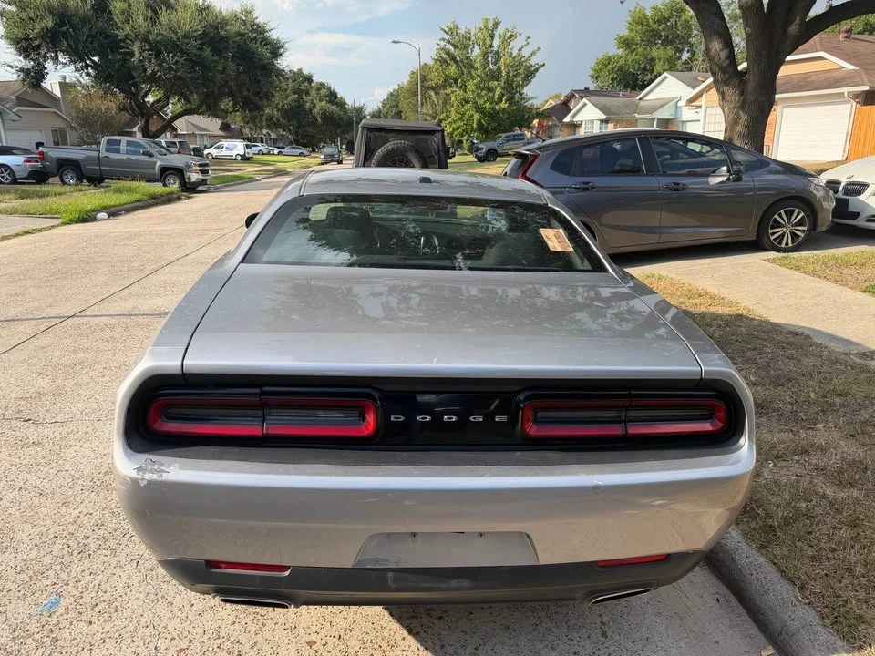 2015 Dodge Challenger 3rd Gen - Image 5 of 9