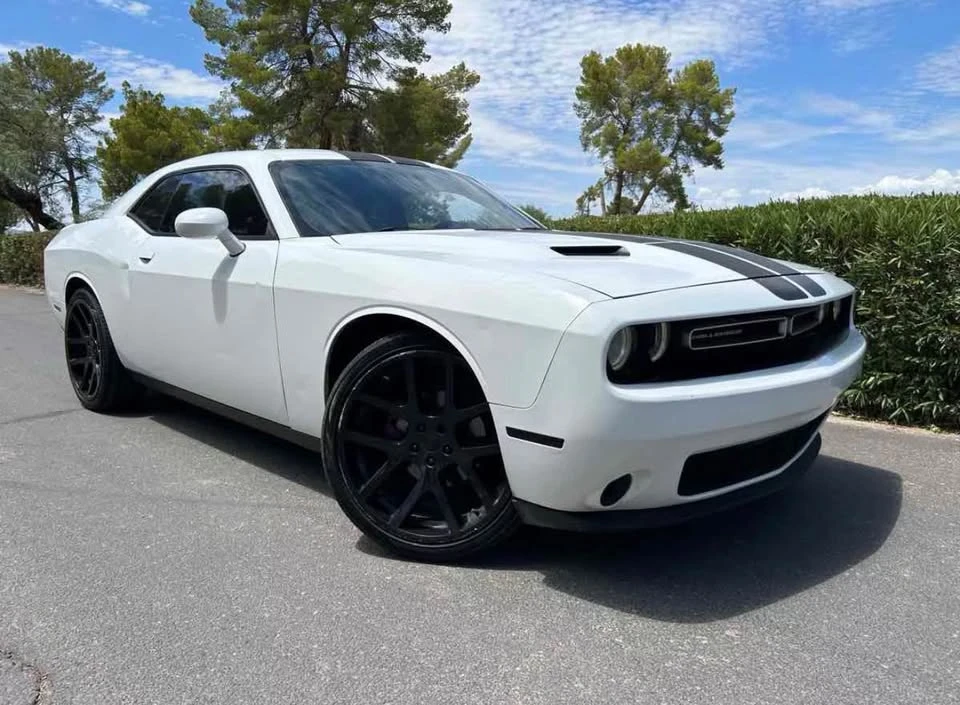 2015 Dodge Challenger 3rd Gen - Image 2 of 4