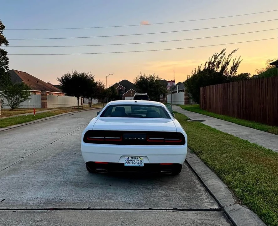 2015 Dodge Challenger 3rd Gen - Image 7 of 15