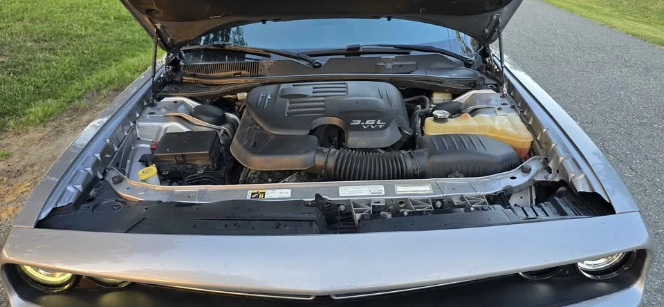 2015 Dodge Challenger 3rd Gen - Image 7 of 15