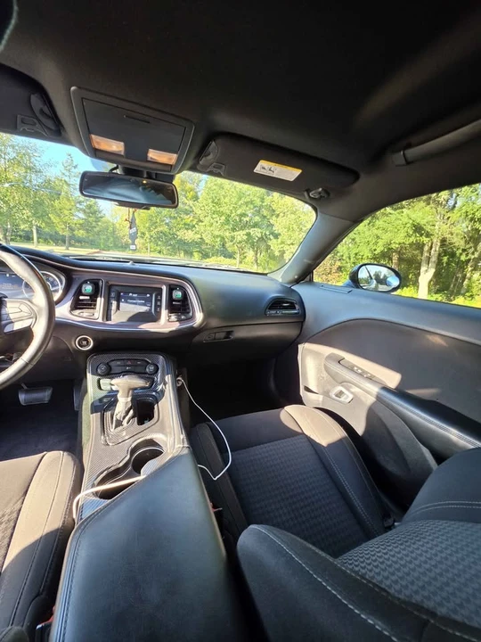 2015 Dodge Challenger 3rd Gen - Image 11 of 12