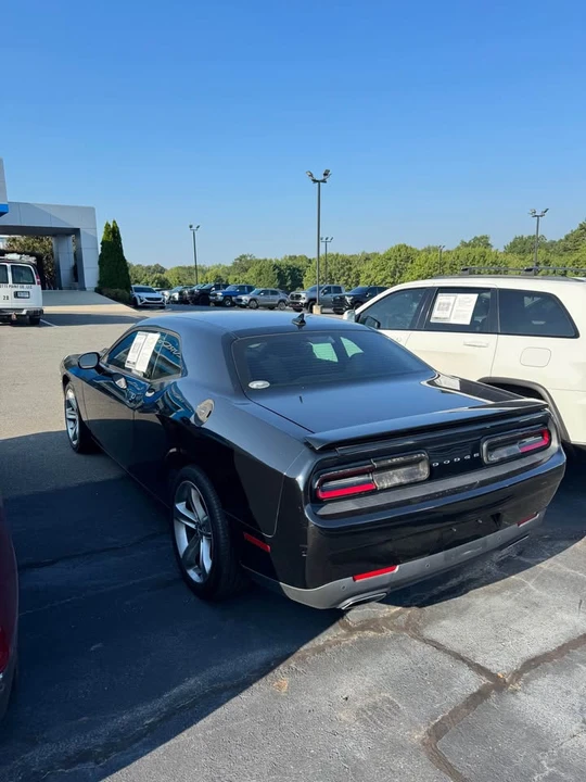 2015 Dodge Challenger 3rd Gen - Image 3 of 4