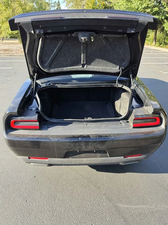 2015 Dodge Challenger 3rd Gen - Image 7 of 12