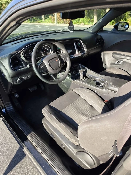2015 Dodge Challenger 3rd Gen - Image 10 of 12