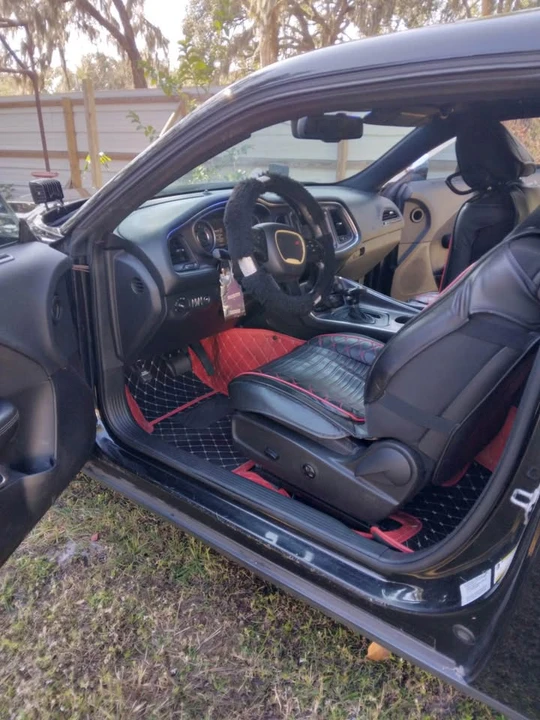 2015 Dodge Challenger 3rd Gen - Image 4 of 6