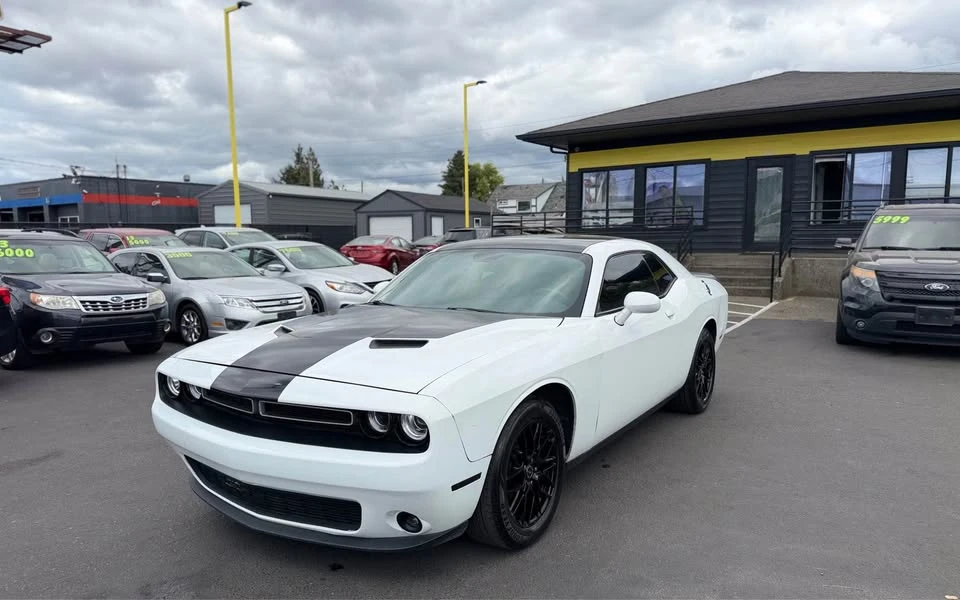 2015 Dodge Challenger 3rd Gen - Image 2 of 19
