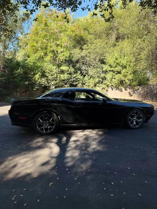 2015 Dodge Challenger 3rd Gen - Image 4 of 10