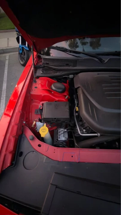 2015 Dodge Challenger 3rd Gen - Image 19 of 20