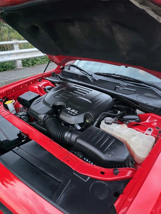 2015 Dodge Challenger 3rd Gen - Image 8 of 17