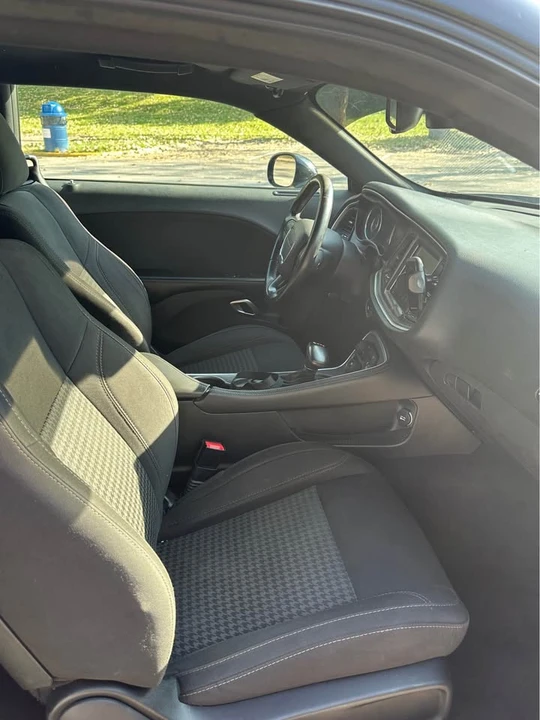 2015 Dodge Challenger 3rd Gen - Image 7 of 14