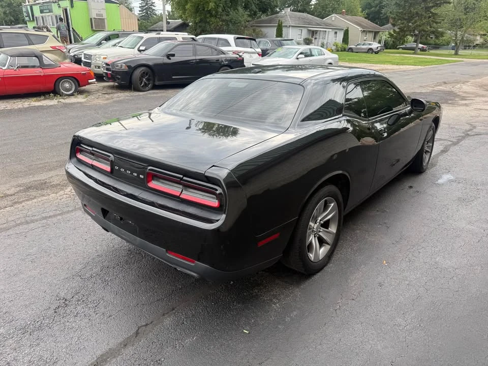 2015 Dodge Challenger 3rd Gen - Image 3 of 8