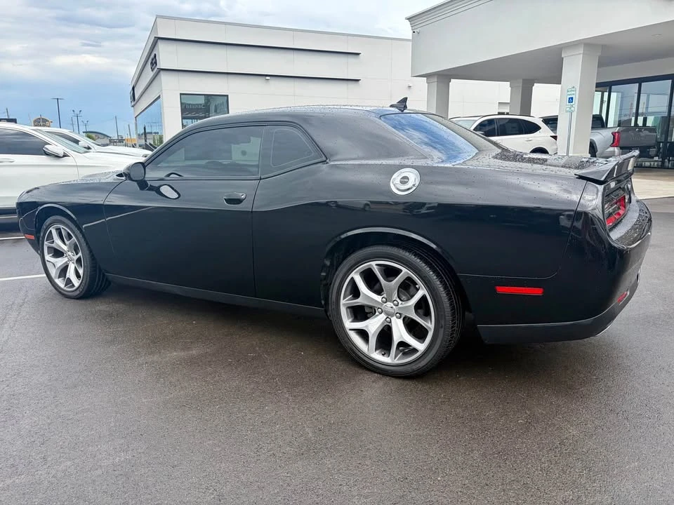 2015 Dodge Challenger 3rd Gen - Image 2 of 8