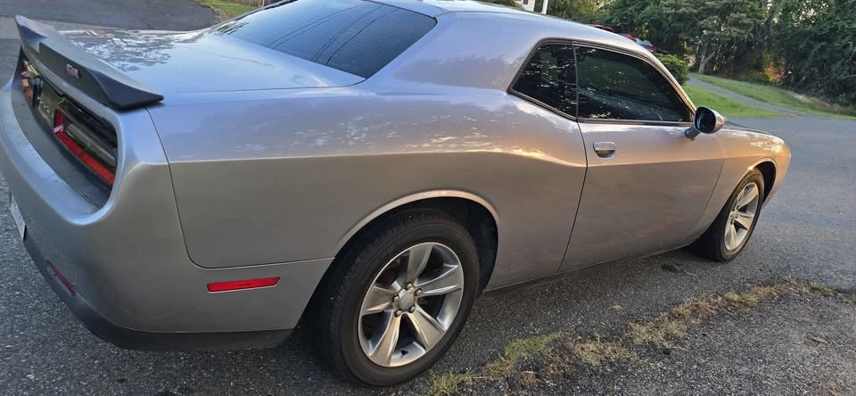 2015 Dodge Challenger 3rd Gen - Image 10 of 15