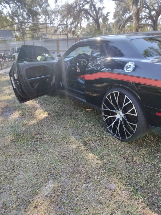 2015 Dodge Challenger 3rd Gen - Image 6 of 12