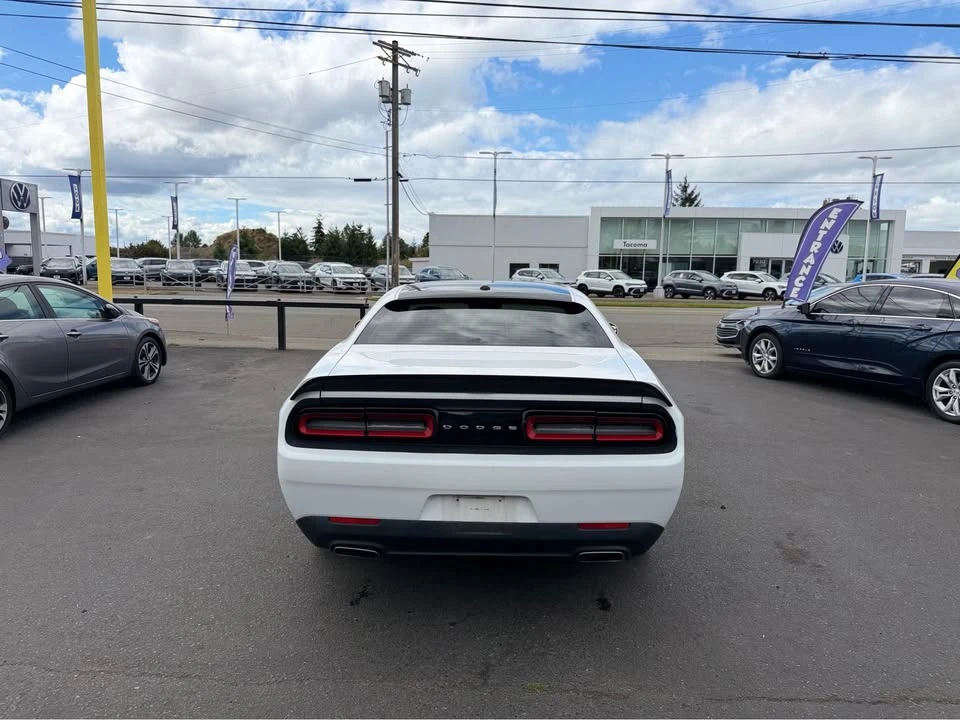 2015 Dodge Challenger 3rd Gen - Image 5 of 18
