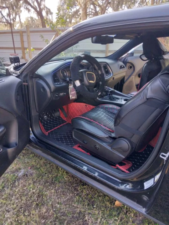 2015 Dodge Challenger 3rd Gen - Image 5 of 12