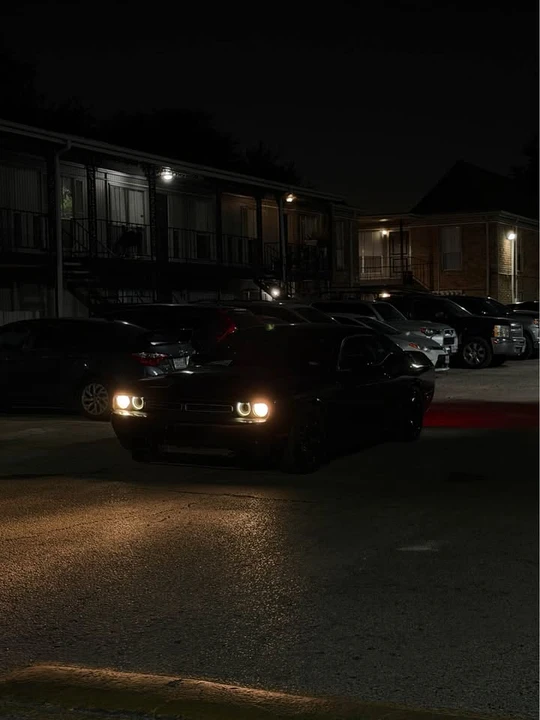 2015 Dodge Challenger 3rd Gen - Image 4 of 11